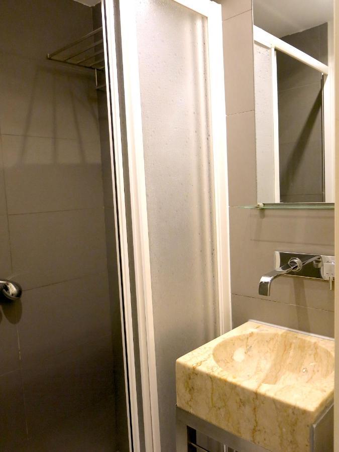 Cozy Studio In Mouraria With Ac Lisbon Exterior photo